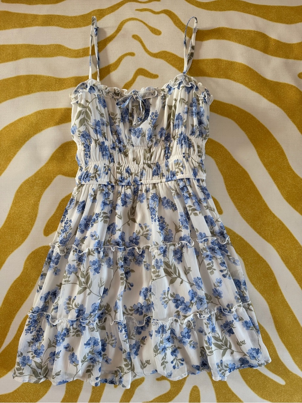 Alter’d State Womens White and Blue Floral Tiered Sundress